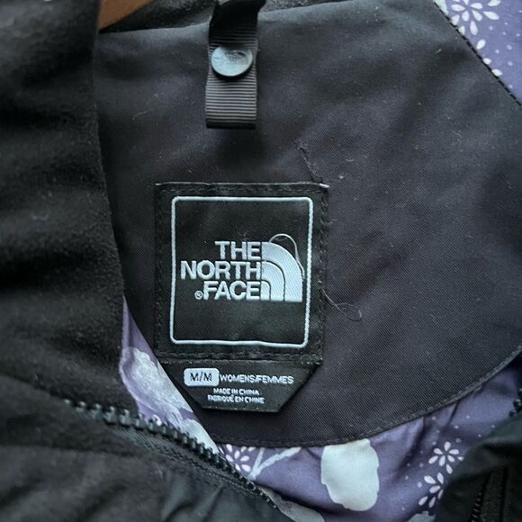 The North Face Triclimate Womens Medium Full  Zip Hooded Jacket - Picture 7 of 8